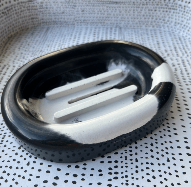 Soap dish - oval - black 