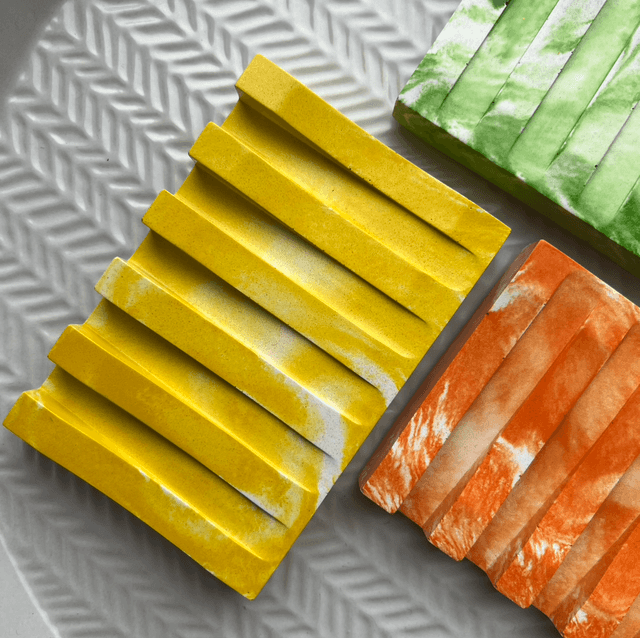 Soap dish - grooved